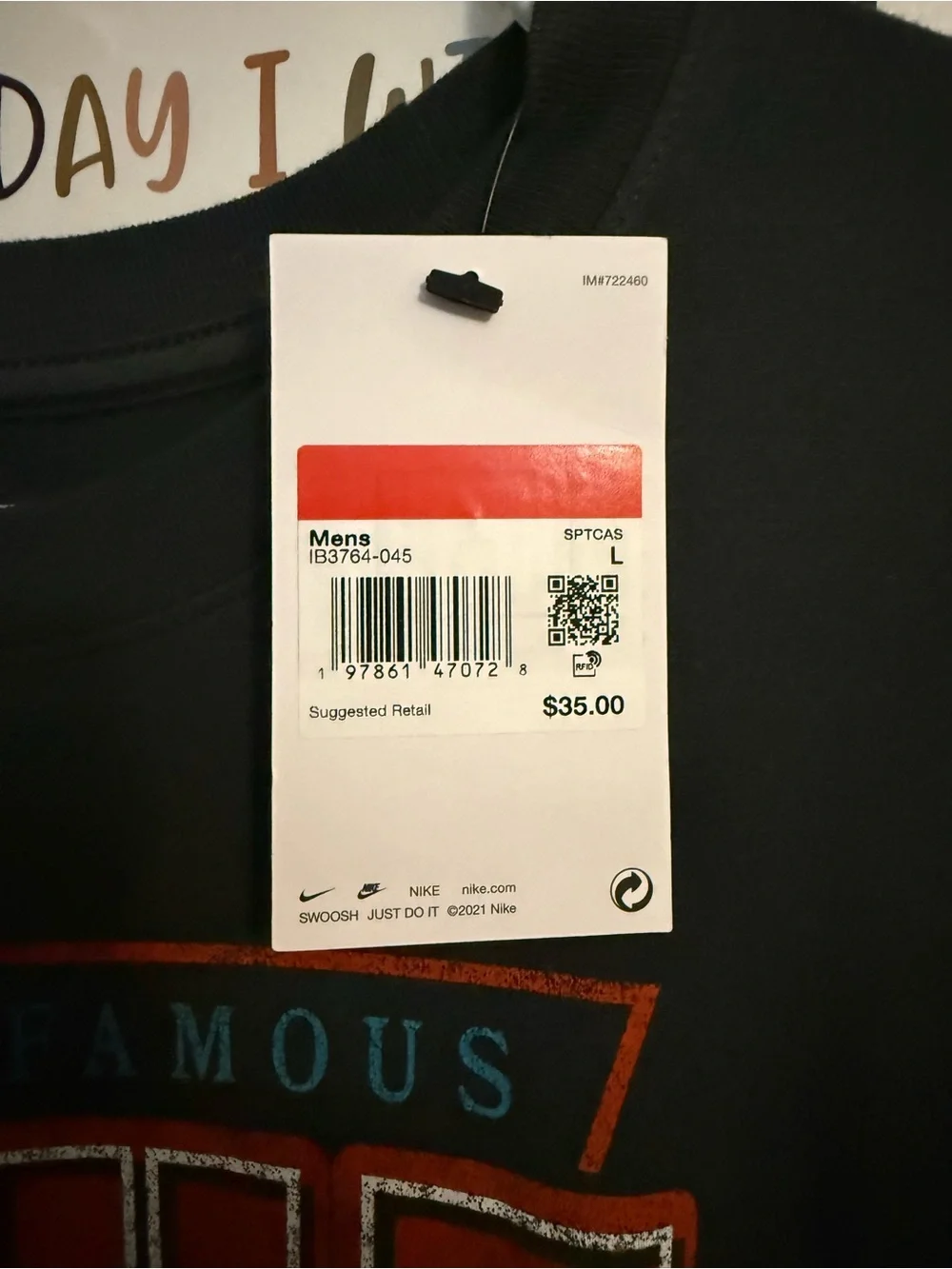 NWT Men’s Large Nike Black Short Sleeve Graphic Logo Tee with Red & Blue Print
